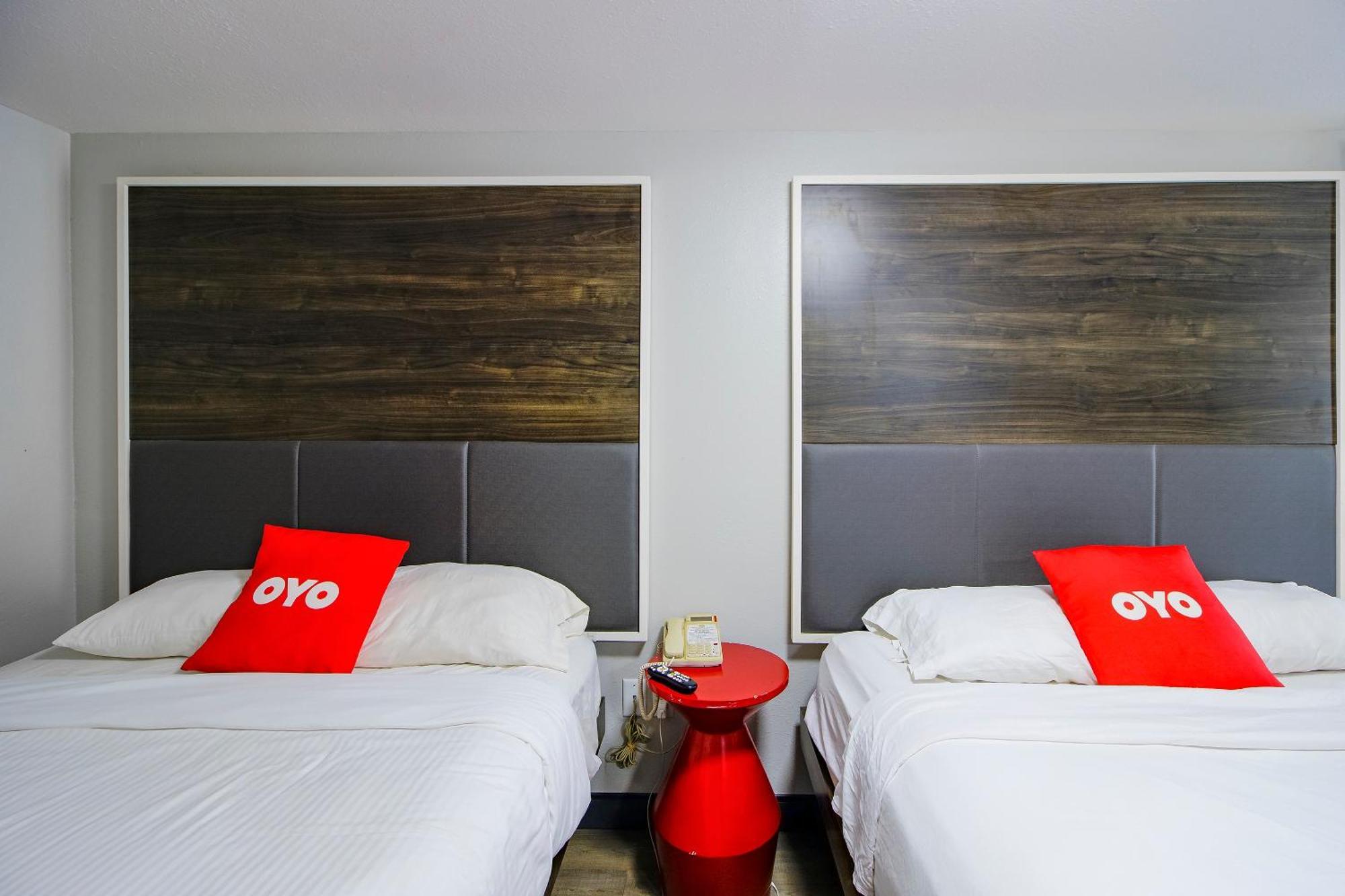 Oyo Hotel Sulphur La Hwy 90 West Kültér fotó